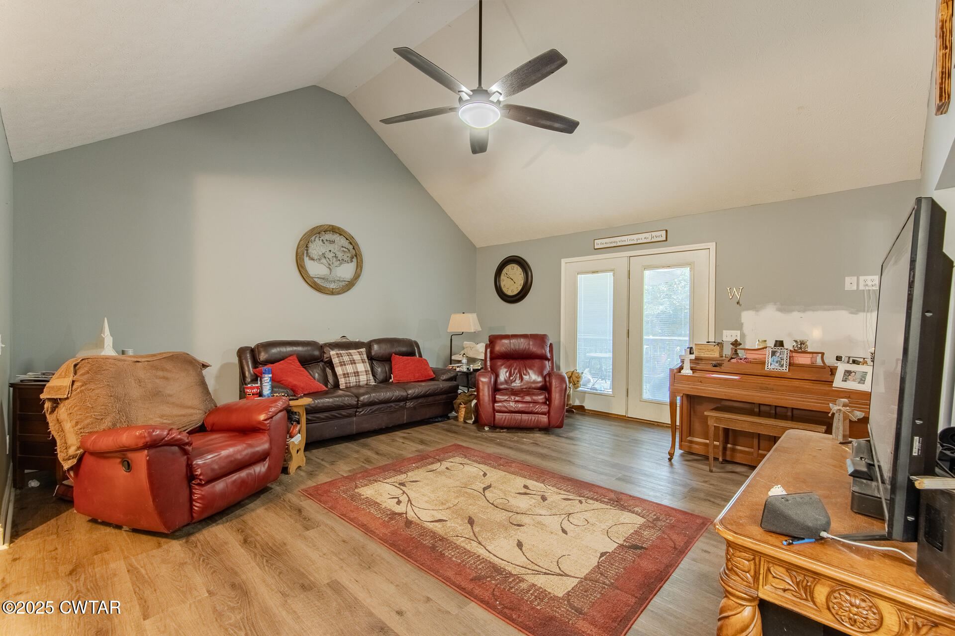 1927 Liberty Road Morris Chapel, TN 38361 - Photo 3 of 56 Living Room