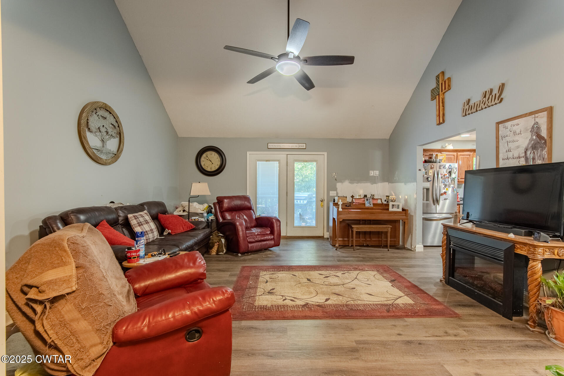 1927 Liberty Road Morris Chapel, TN 38361 - Photo 4 of 56 Living Room