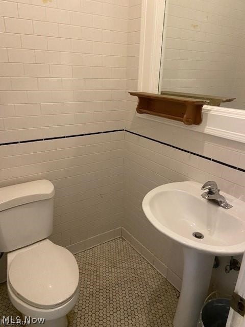 1796 Cumberland Road Cleveland, OH 44118 - Photo 17 of 20