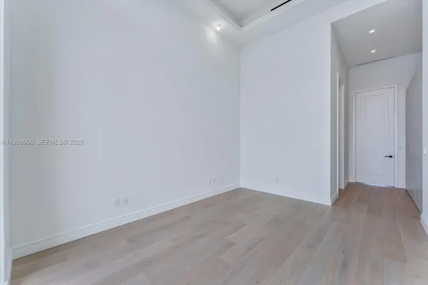 $39,995,000 | 17901 Collins Avenue, Unit PH01, Sunny Isles Beach, FL 33160