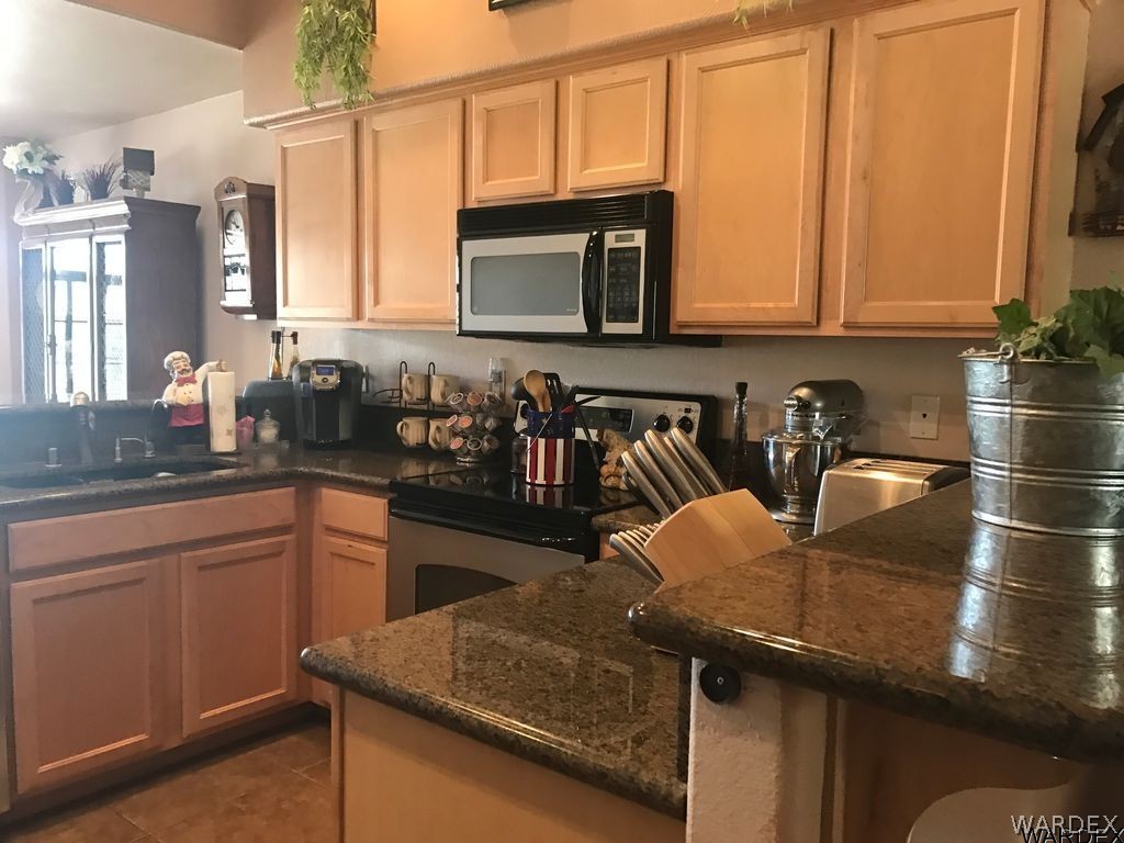 1168 West Jordan Ranch Road Kingman, AZ 86409 - Photo 8 of 8 Kitchen
