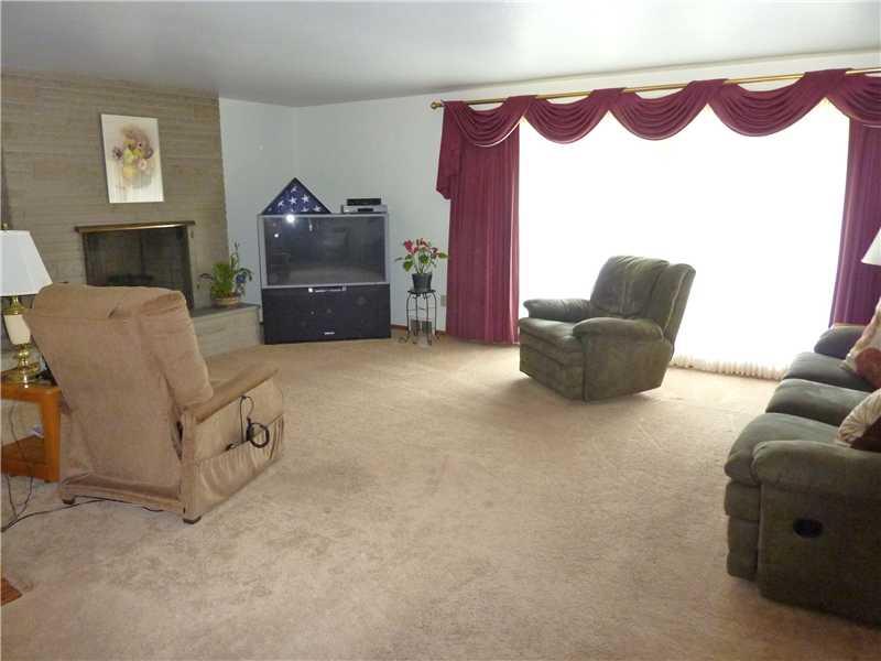 Living Room. 