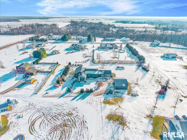 $695,500 | 1733 Lourdes Road, Metamora, IL 61548