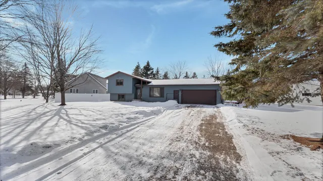 $290,000 | 831 Cummings Lane, St. Cloud, MN 56301
