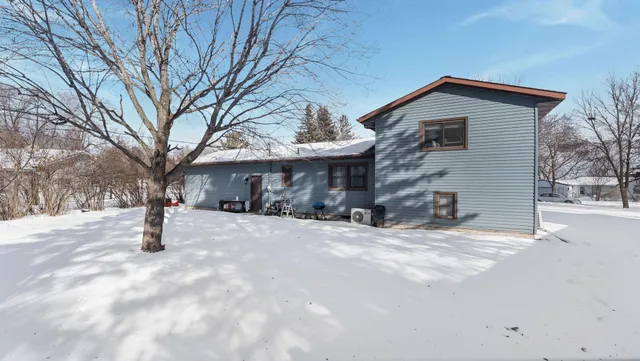 $290,000 | 831 Cummings Lane, St. Cloud, MN 56301