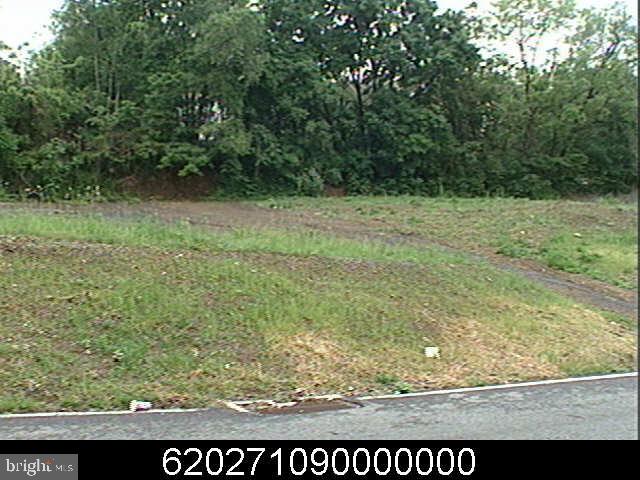 Edgemont Road Harrisburg, PA 17109 - Photo 1 of 2 Gallery Image 1