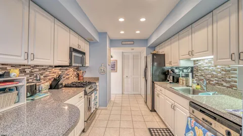 $499,999 | 45 Greate Bay Drive, Unit 45, Somers Point, NJ 08244