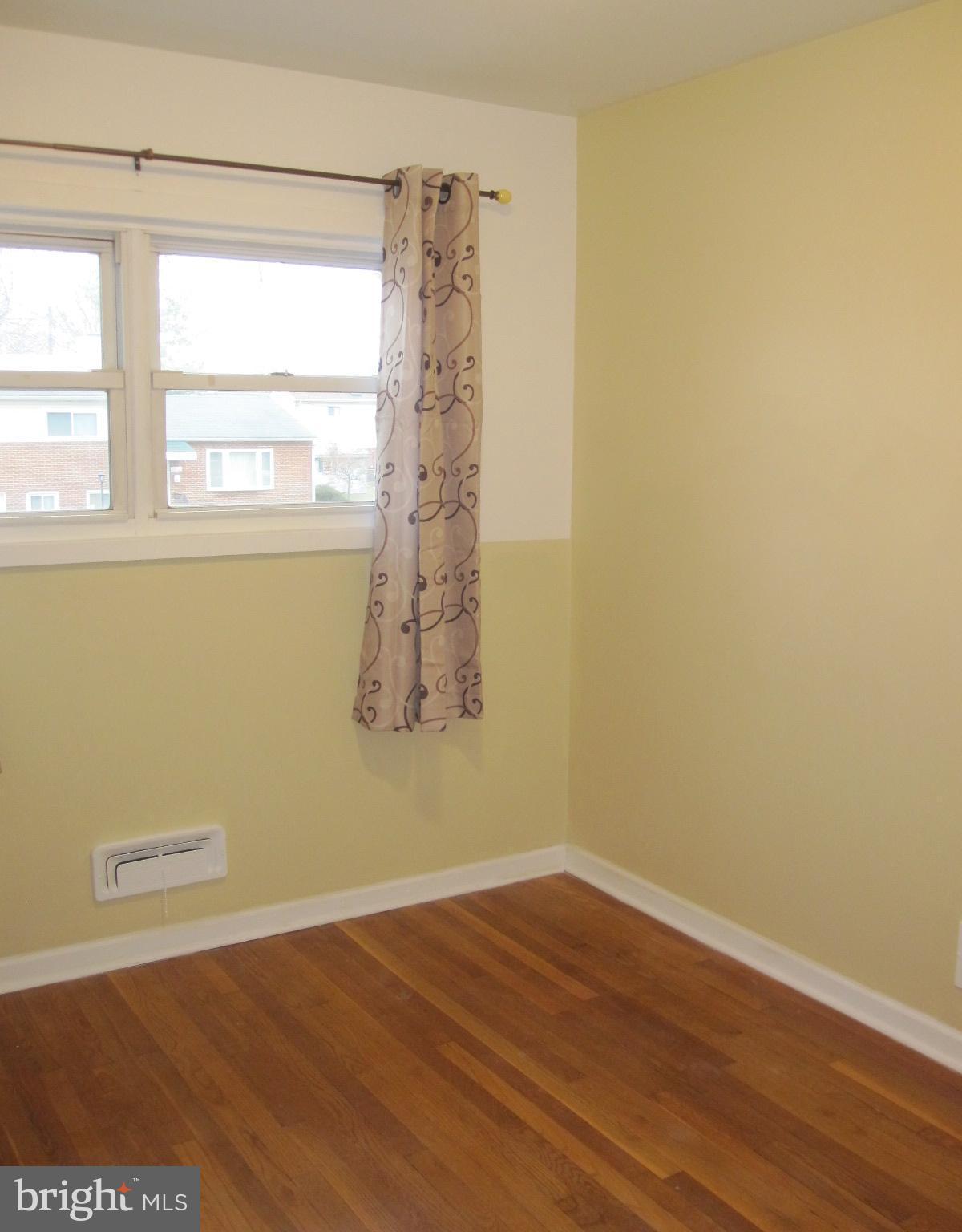 2607 Kings Ridge Road Baltimore, MD 21234 - Photo 15 of 28 Bedroom 3