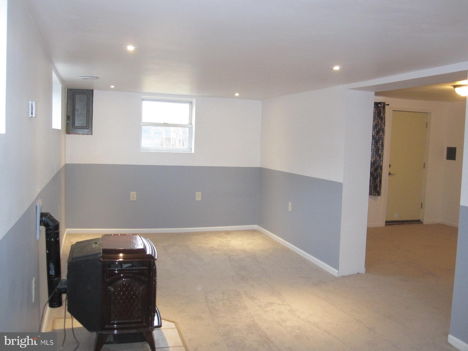 2607 Kings Ridge Road Baltimore, MD 21234 - Photo 18 of 28 Family Room 1
