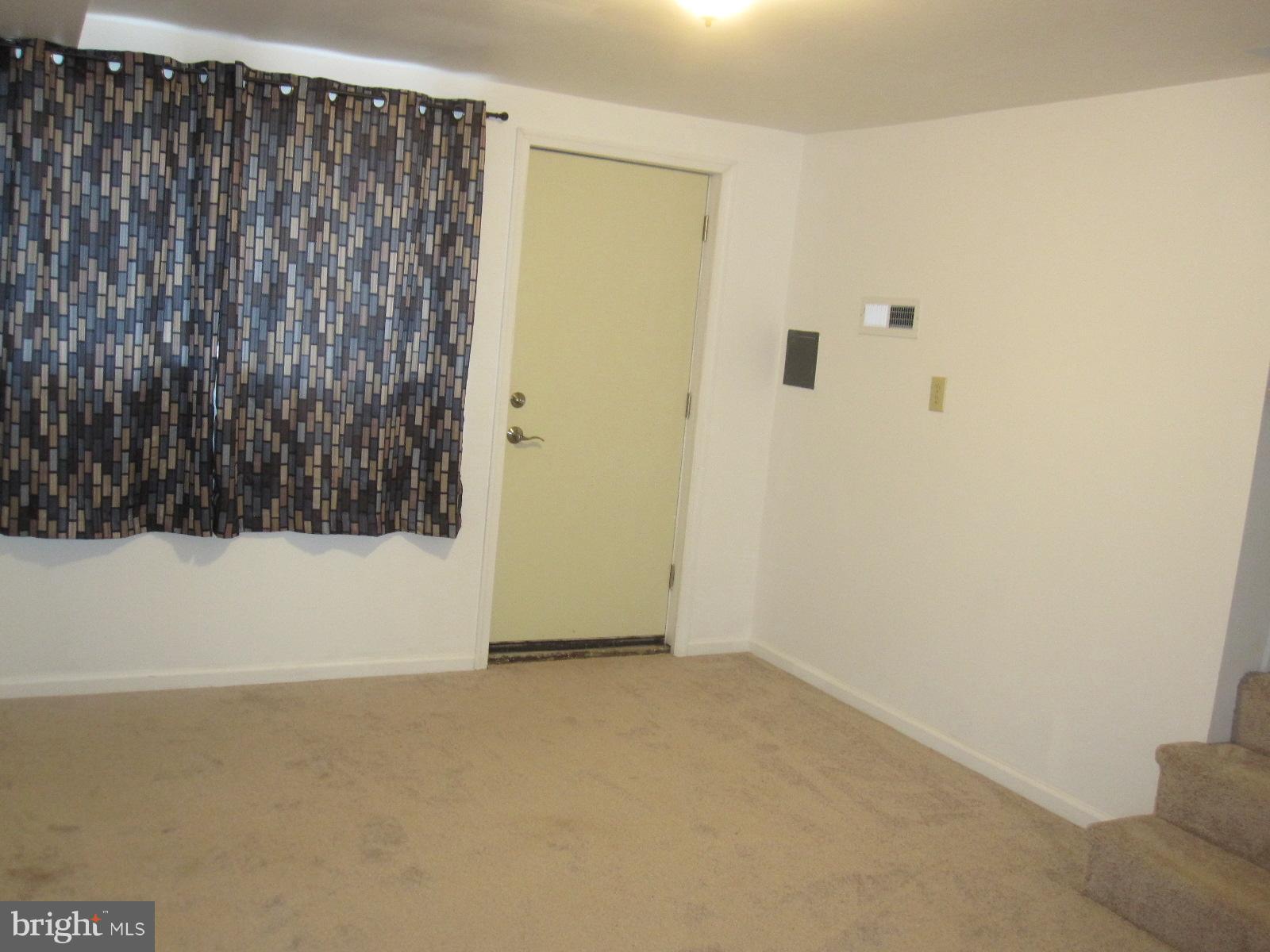2607 Kings Ridge Road Baltimore, MD 21234 - Photo 20 of 28 Family Room 2