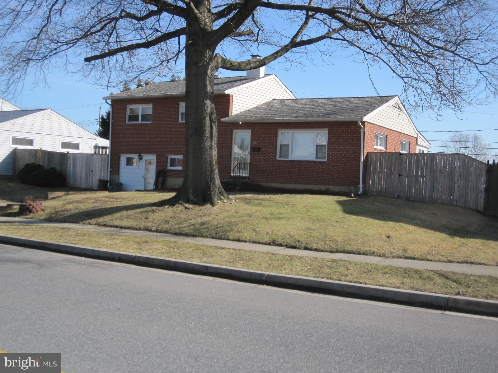 2607 Kings Ridge Road Baltimore, MD 21234 - Photo 25 of 28 Exterior (Front)