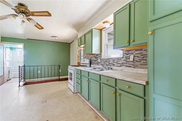 $128,000 | 5090 Main Street Southeast, Elizabeth, IN 47117