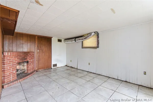 $128,000 | 5090 Main Street Southeast, Elizabeth, IN 47117