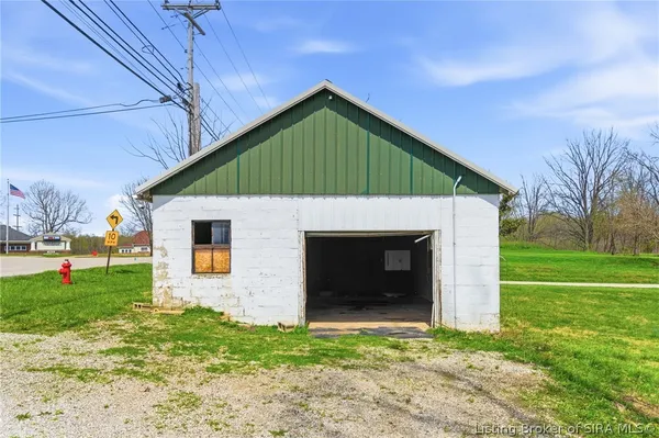 $128,000 | 5090 Main Street Southeast, Elizabeth, IN 47117