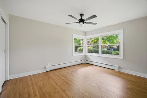 $750,000 | 3 West Berkshire Lane, Mount Prospect, IL 60056