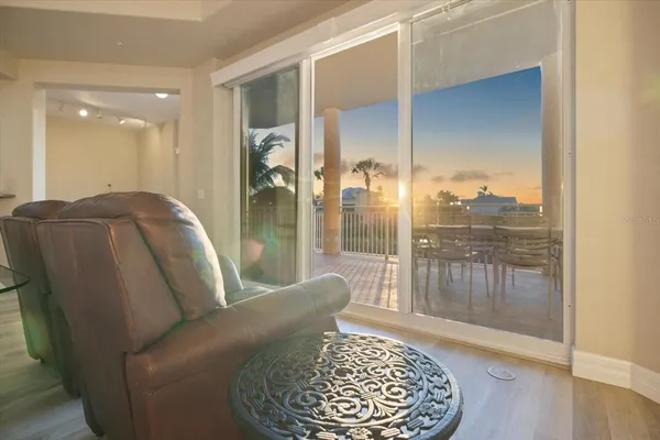 $949,000 | 6100 Jessie Harbor Drive, Unit 202, Osprey, FL 34229