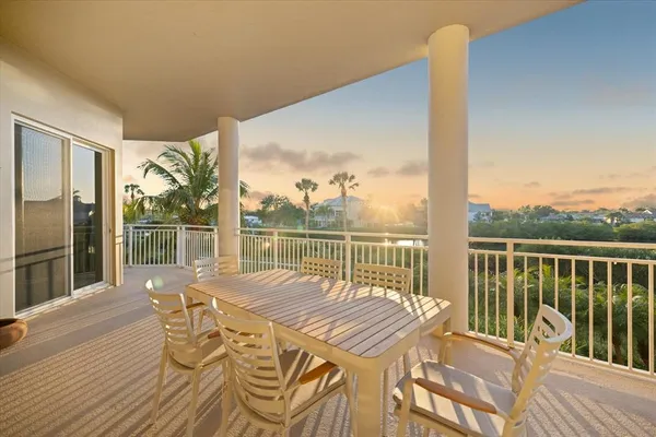 $949,000 | 6100 Jessie Harbor Drive, Unit 202, Osprey, FL 34229