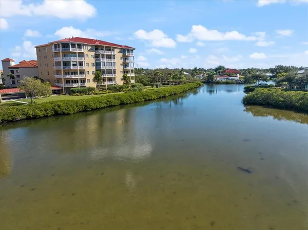 $949,000 | 6100 Jessie Harbor Drive, Unit 202, Osprey, FL 34229