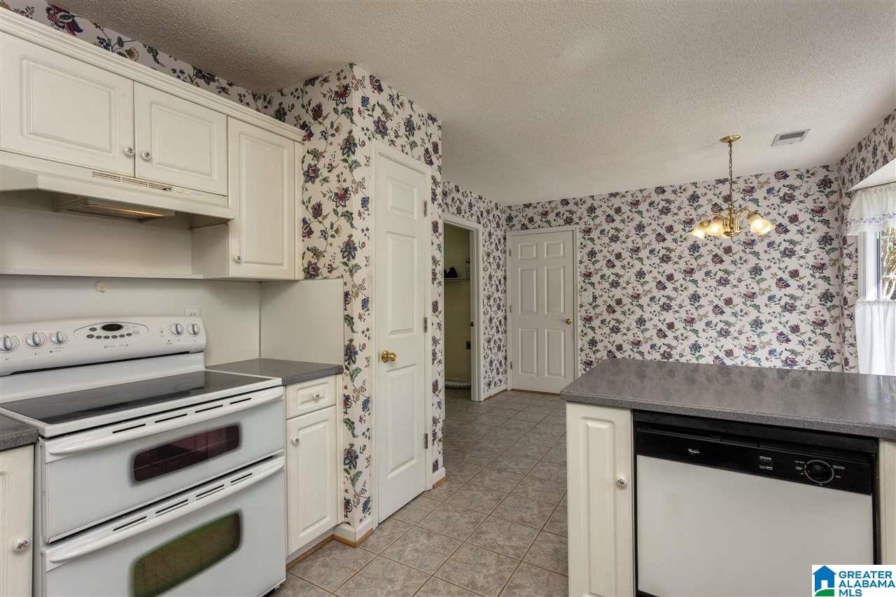 196 Greenfield Lane Alabaster, AL 35007 - Photo 23 of 36