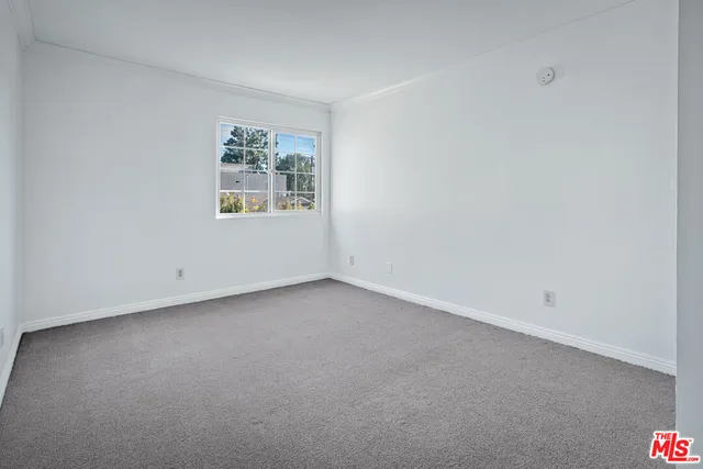 $575,000 | 15002 West Magnolia Boulevard, Unit 4, Sherman Oaks, CA 91403