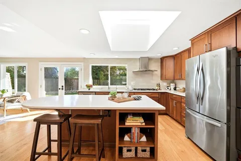 $2,240,000 | 6270 Tweedholm Court, San Jose, CA 95120