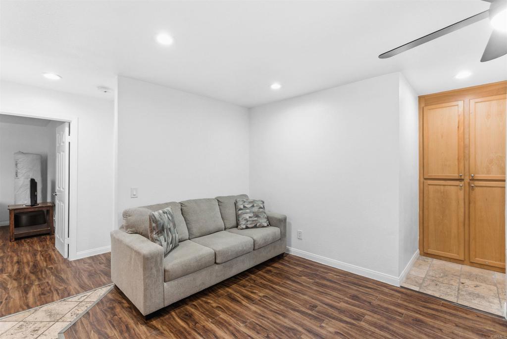 9860 Dale Avenue, Unit D7 Spring Valley, CA 91977 - Photo 12 of 26