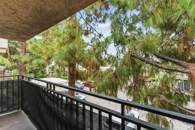 $399,000 | 9860 Dale Avenue, Unit D7, Spring Valley, CA 91977