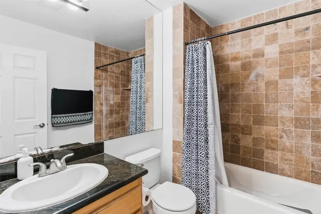 $399,000 | 9860 Dale Avenue, Unit D7, Spring Valley, CA 91977