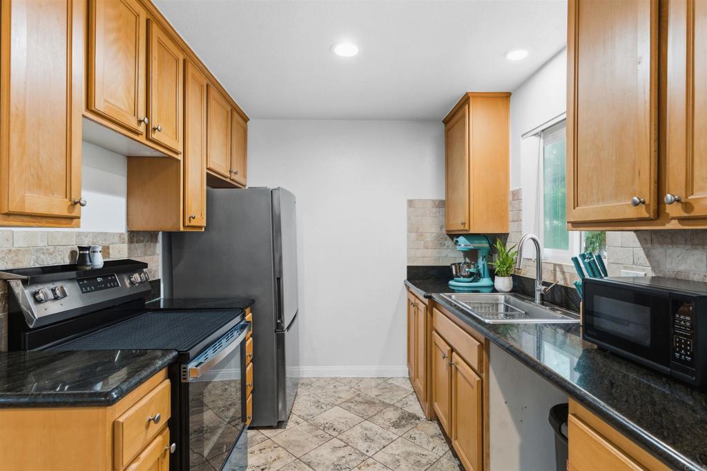 9860 Dale Avenue, Unit D7 Spring Valley, CA 91977 - Photo 8 of 26