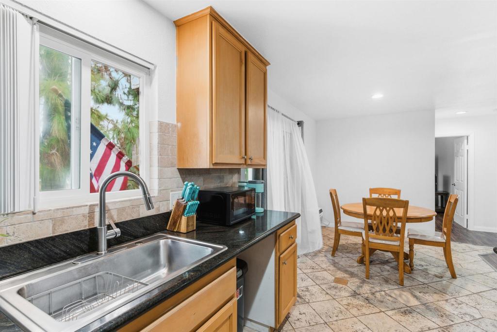 9860 Dale Avenue, Unit D7 Spring Valley, CA 91977 - Photo 10 of 26