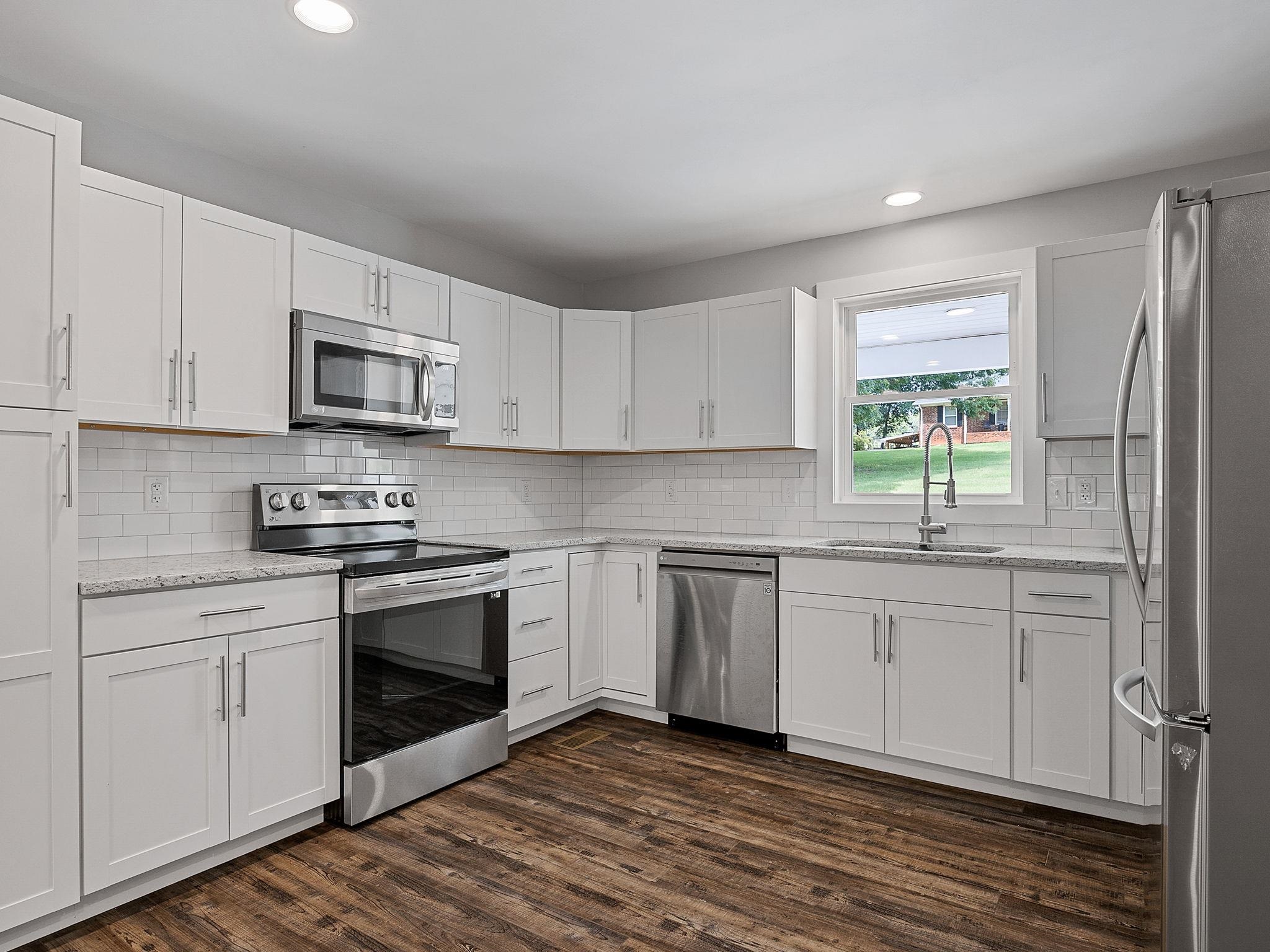 1365 North Pacolet Road Campobello, SC 29322 - Photo 8 of 36 Gallery Image 8