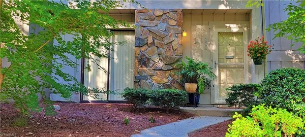 $179,900 | 203 Lamplighter Circle, Winston-Salem, NC 27104