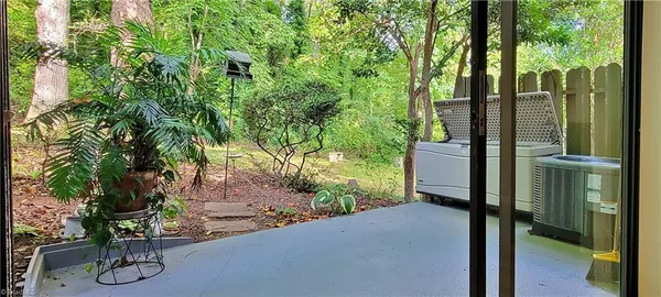 $179,900 | 203 Lamplighter Circle, Winston-Salem, NC 27104