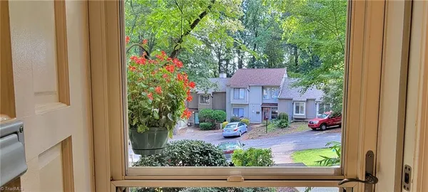 $179,900 | 203 Lamplighter Circle, Winston-Salem, NC 27104