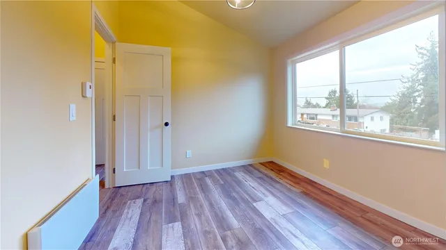 $800,000 | 21246 15th Avenue South, Des Moines, WA 98198