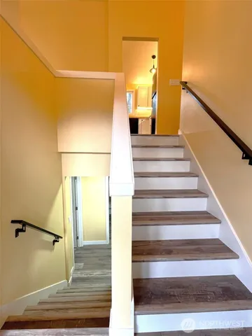 $800,000 | 21246 15th Avenue South, Des Moines, WA 98198