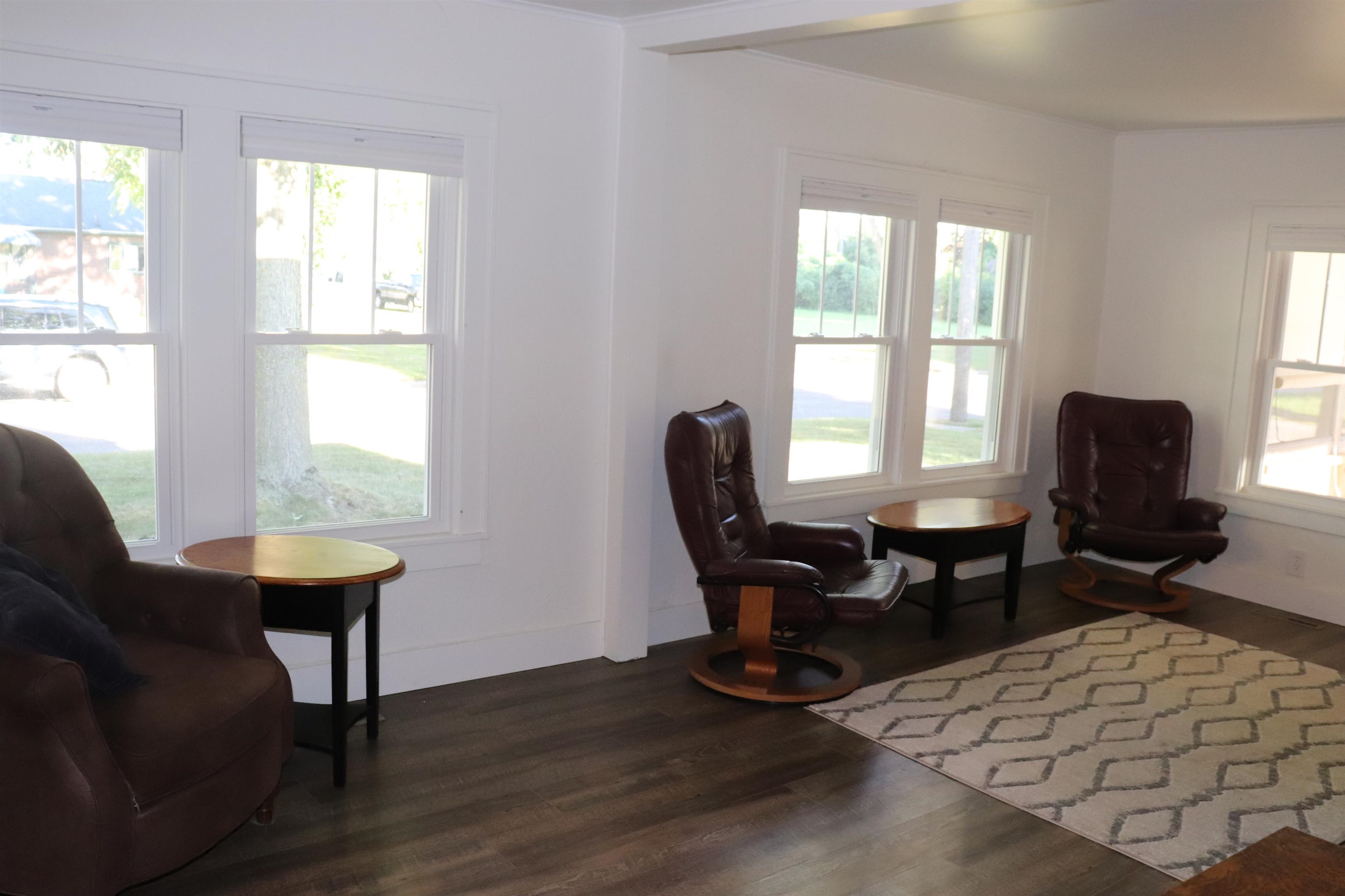 2409 Fairview Avenue Bay City, MI 48708 - Photo 11 of 25