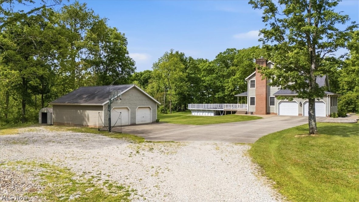 911 Moody Ridge Road Belpre, OH 45714 - Photo 11 of 50