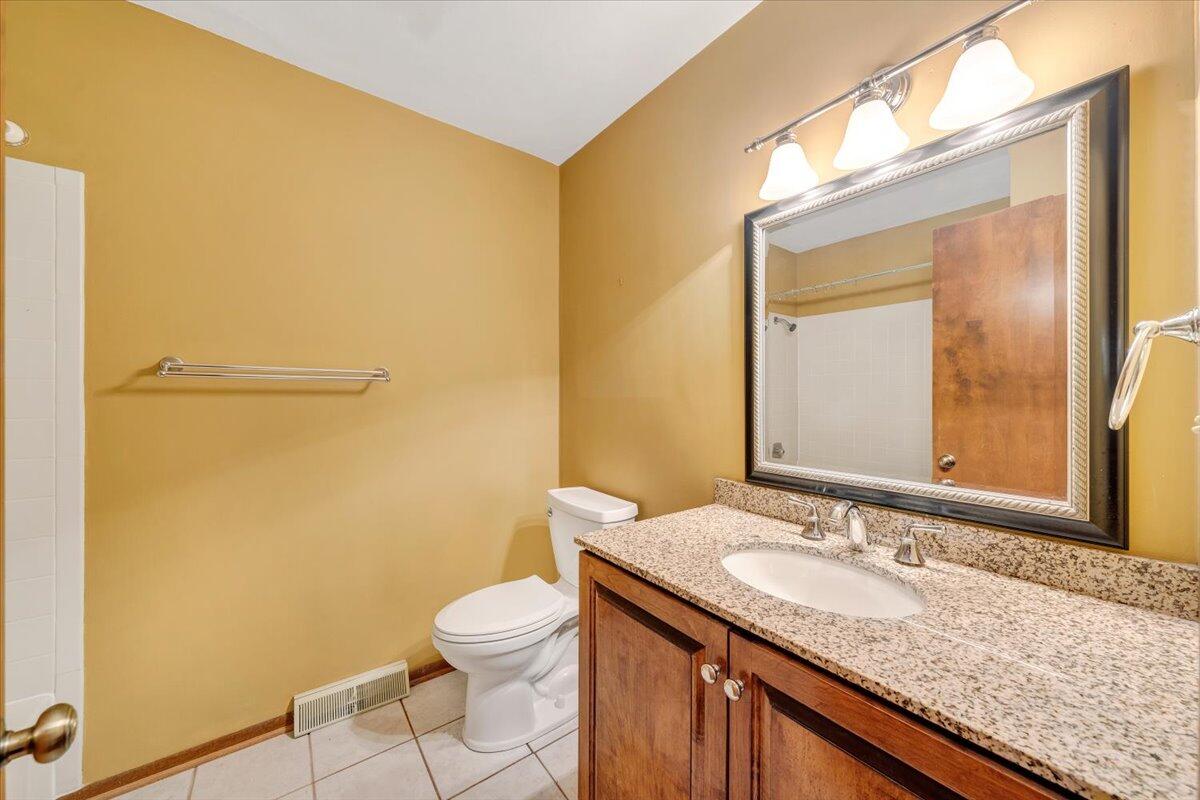 2633 Summit Ridge Road Northeast Roanoke, VA 24012 - Photo 21 of 38 21-MIB07727