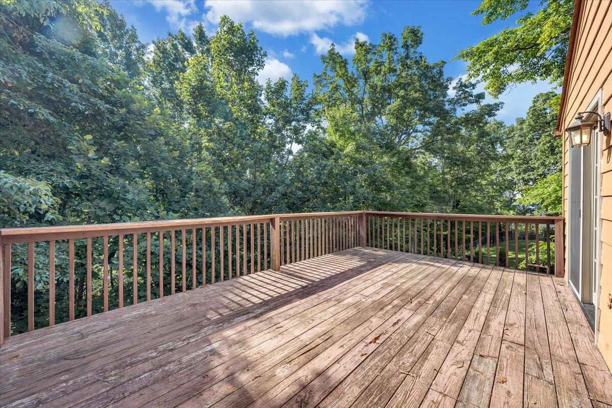 2633 Summit Ridge Road Northeast Roanoke, VA 24012 - Photo 29 of 38 29-MIB07751
