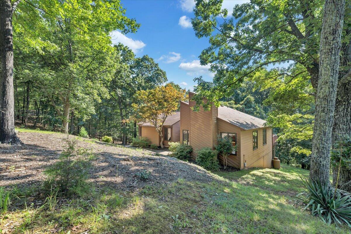 2633 Summit Ridge Road Northeast Roanoke, VA 24012 - Photo 32 of 38 32-MIB07760