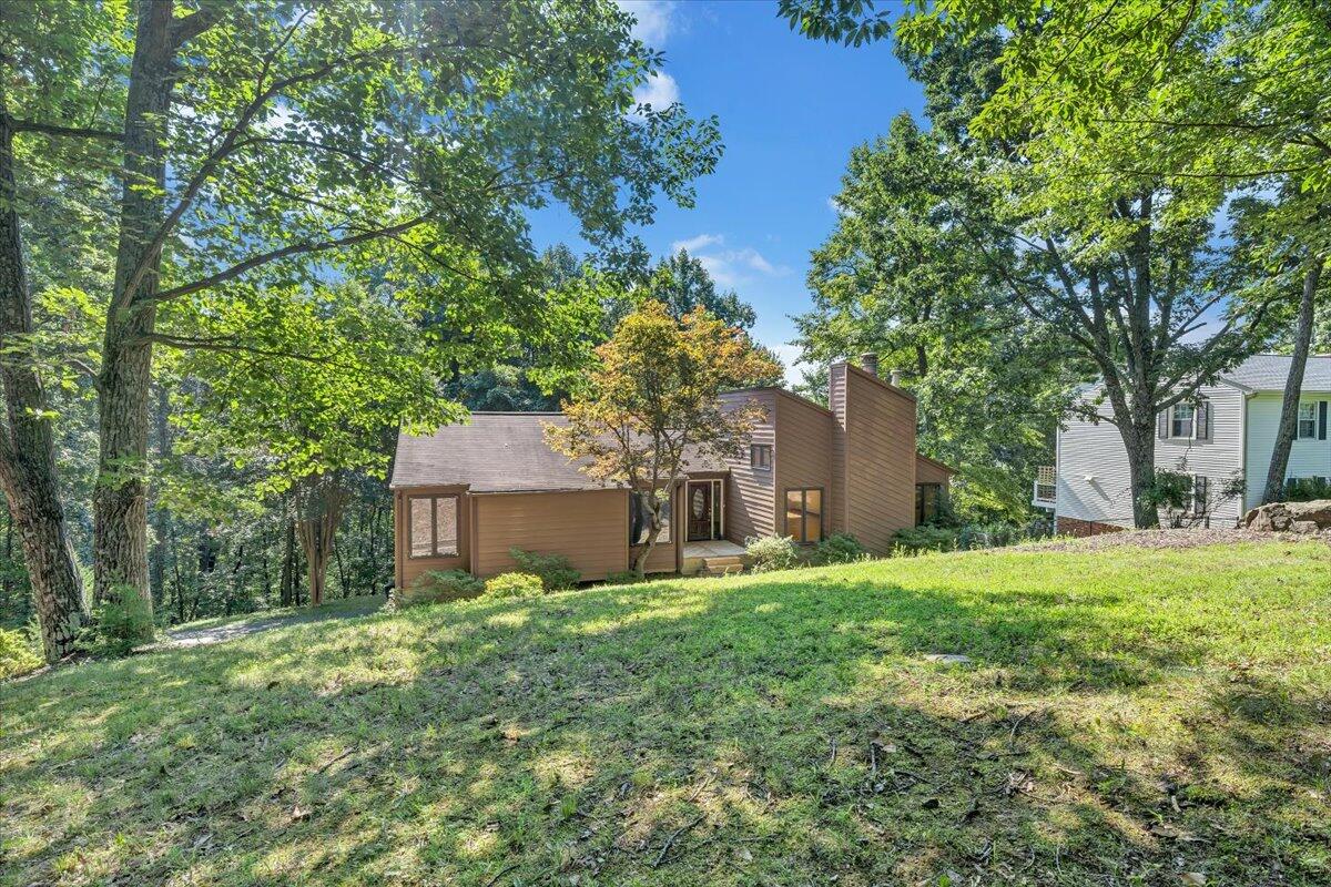 2633 Summit Ridge Road Northeast Roanoke, VA 24012 - Photo 35 of 38 35-MIB07772