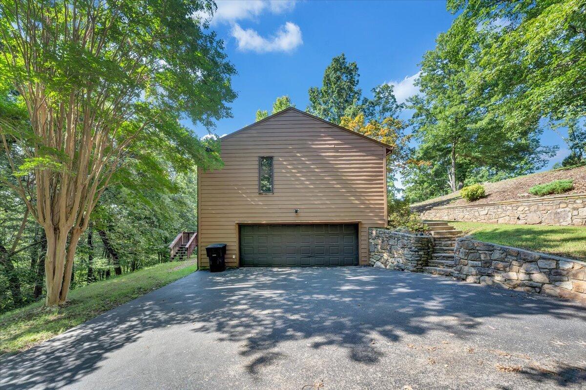 2633 Summit Ridge Road Northeast Roanoke, VA 24012 - Photo 38 of 38 38-MIB07781