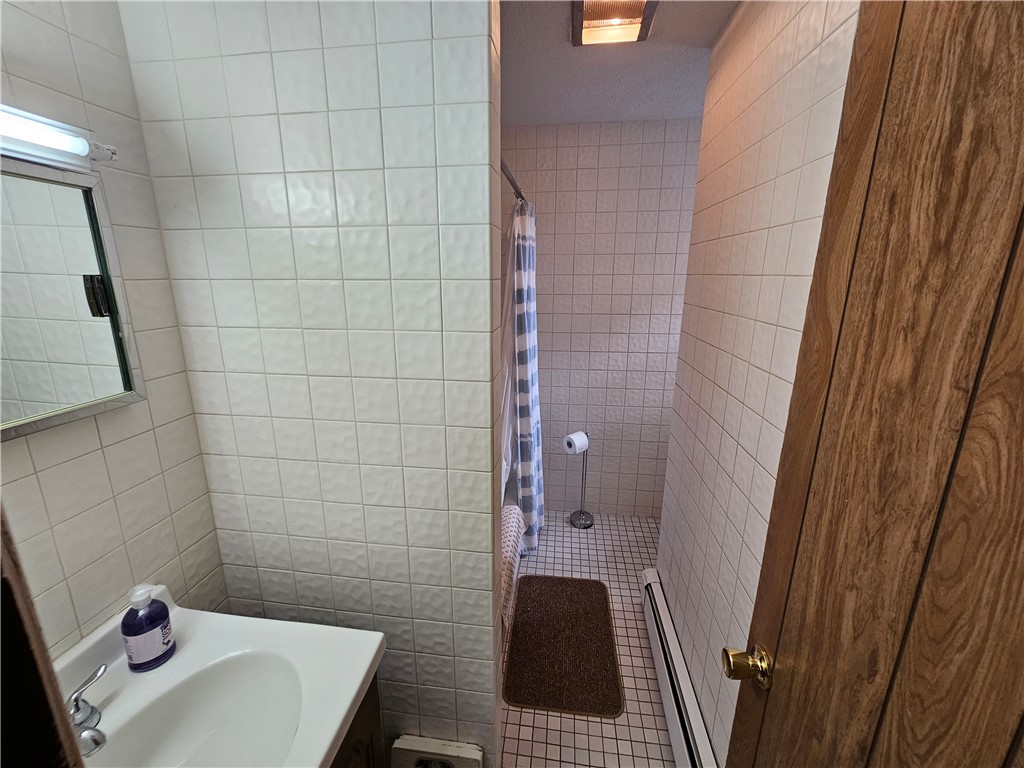 63 Fulton Street Woonsocket, RI 02895 - Photo 18 of 33