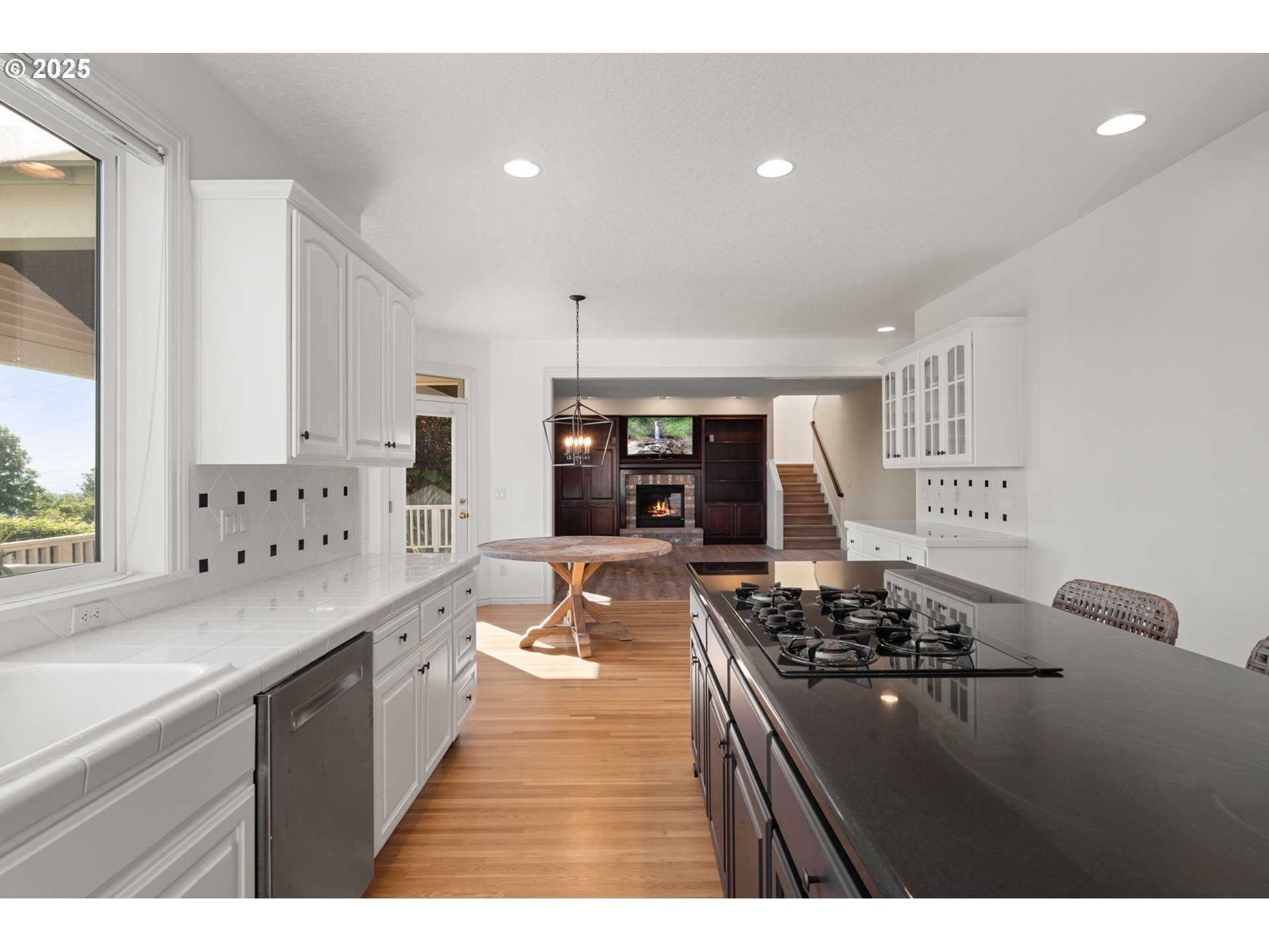 14405 Northwest Valley View Lane Portland, OR 97231 - Photo 13 of 48 Kitchen/Family Room