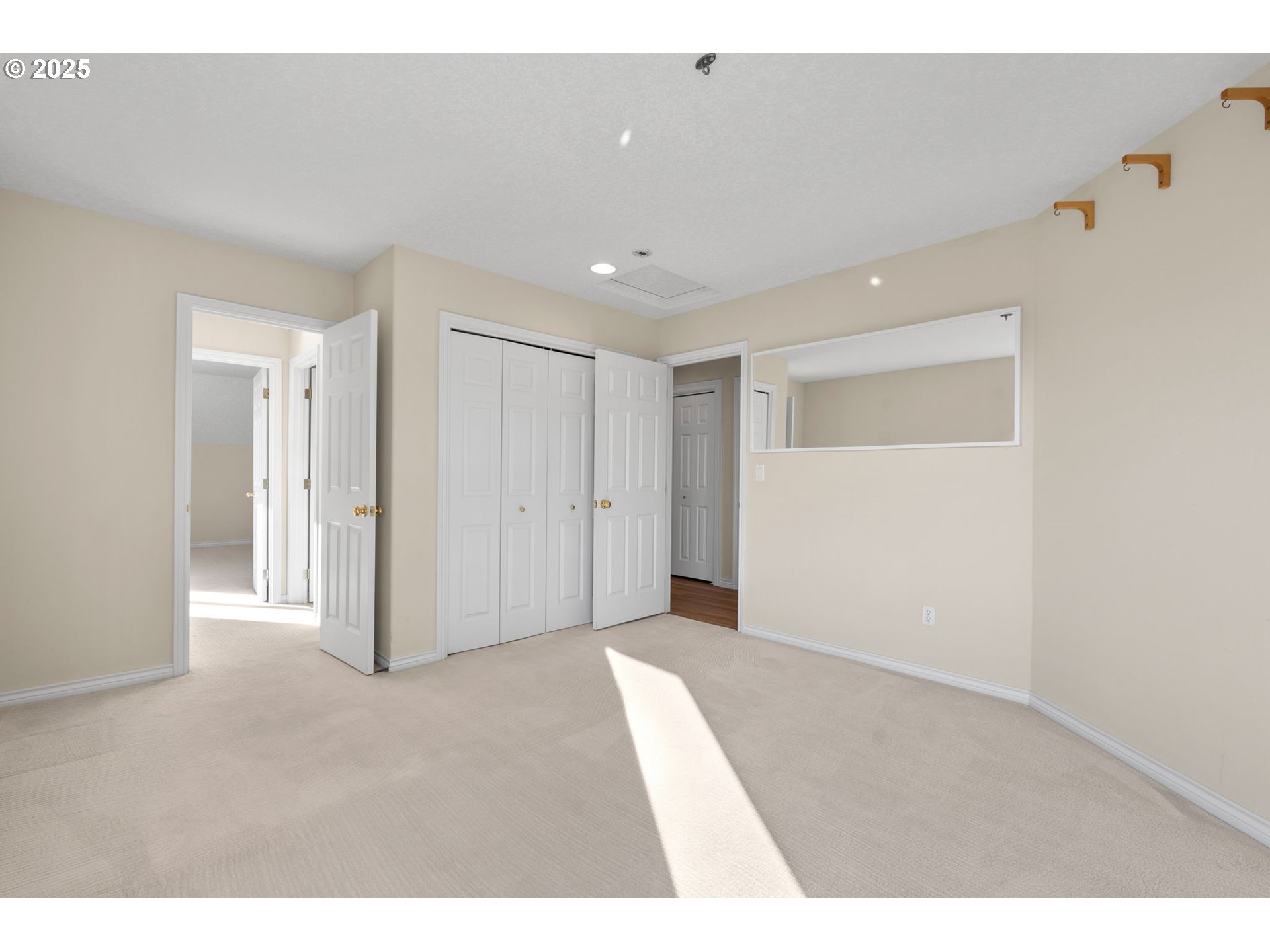 14405 Northwest Valley View Lane Portland, OR 97231 - Photo 21 of 48 Bedroom