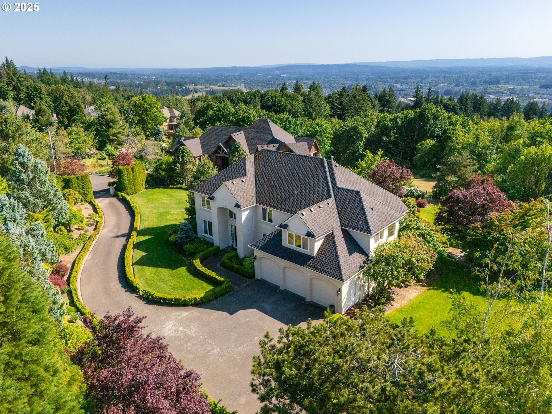14405 Northwest Valley View Lane Portland, OR 97231 - Photo 40 of 48