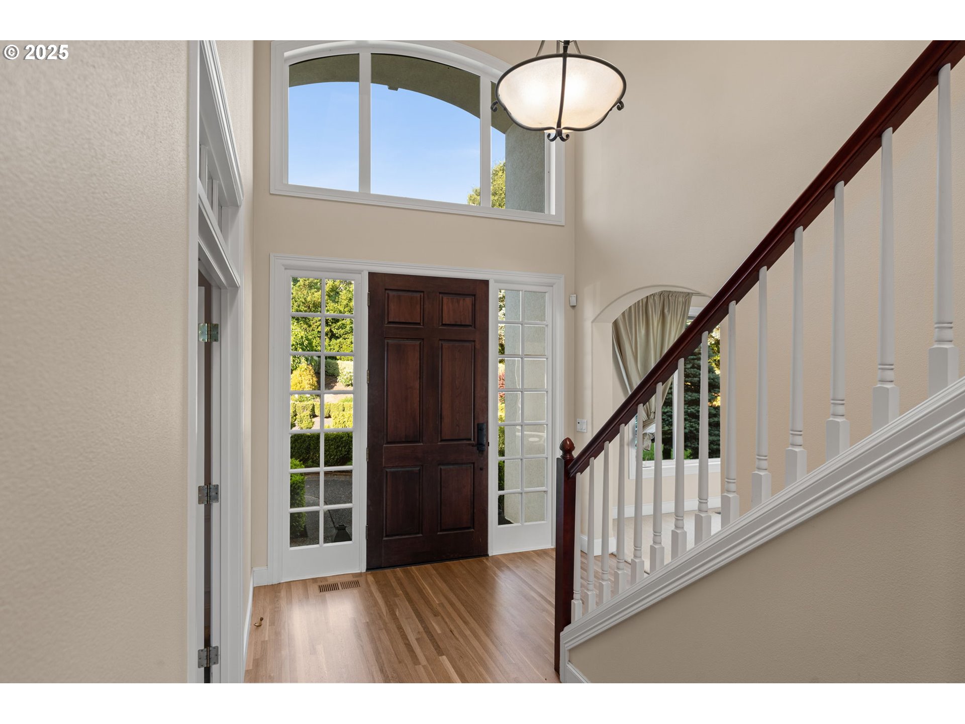 14405 Northwest Valley View Lane Portland, OR 97231 - Photo 6 of 48