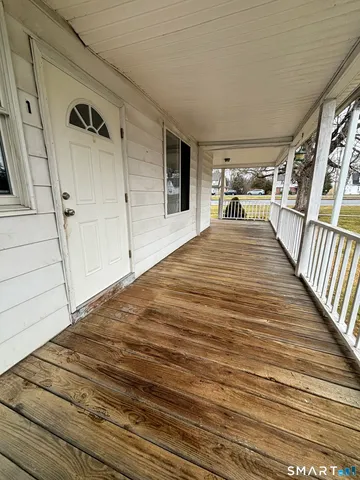 $2,400 | 411 Main Street, Unit 1, Cromwell, CT 06416