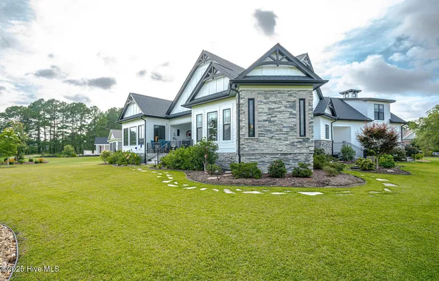 $899,000 | 9239 Oldfield Road, Calabash, NC 28467